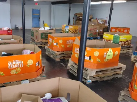 A & L Bin Sales storefront in Chesapeake, OH