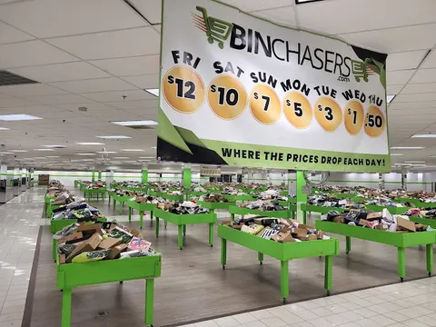 Bin Chasers - Lakeland storefront in Lakeland, FL