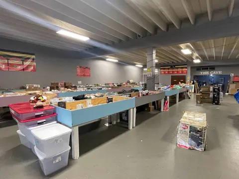 Bin Deals of Manassas storefront in Manassas, VA