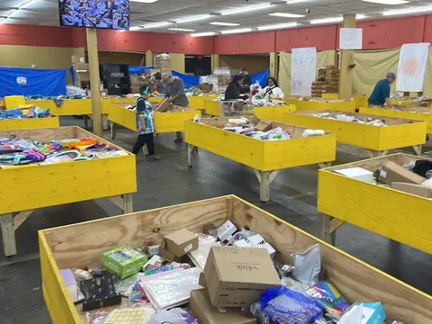 Discount Days storefront in McAllen, TX