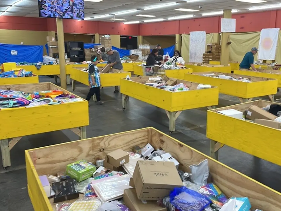 Discount Days storefront in McAllen, TX