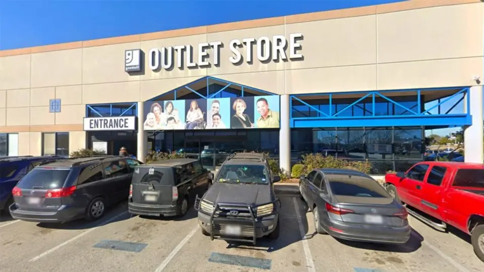 Goodwill Outlet Austin - Burleson Rd storefront in Austin, TX