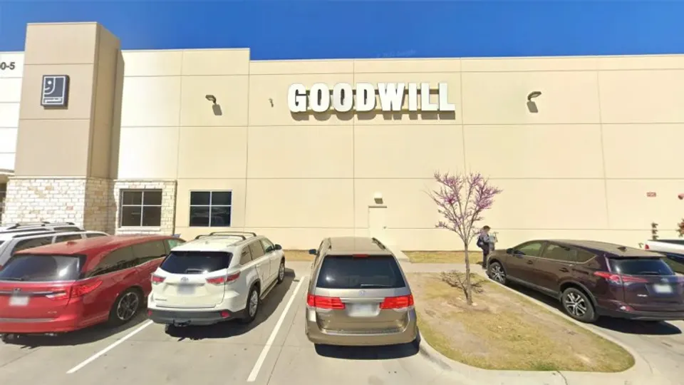 Goodwill Outlet Austin - Scarbrough Dr storefront in Austin, TX