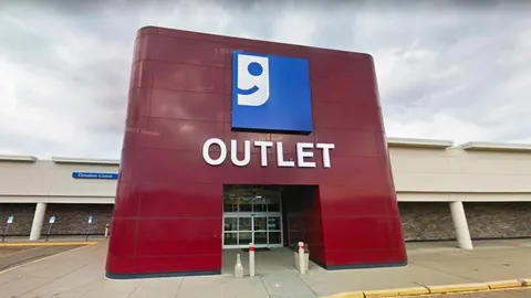 Goodwill Outlet Canton storefront in Canton, OH