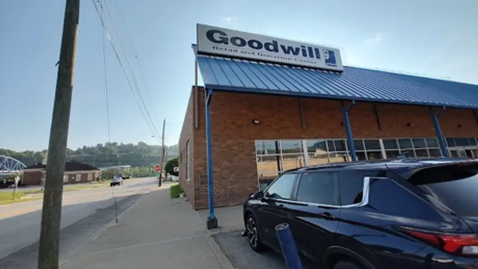 Goodwill Outlet Charleston storefront in Charleston, WV
