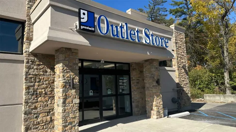 Goodwill Outlet Cincinnati storefront in Cincinnati, OH