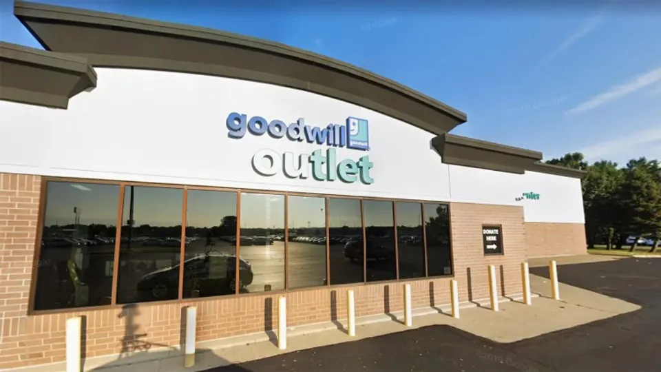 Goodwill Outlet Columbus storefront in Columbus, OH