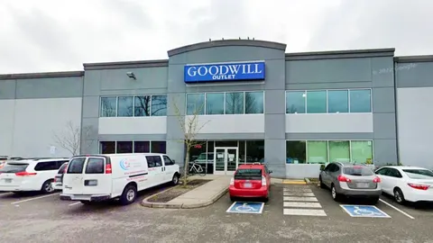 Goodwill Outlet Everett storefront in Everett, WA