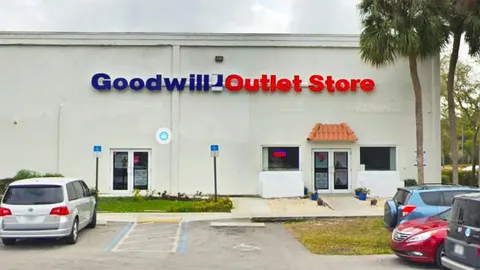 Goodwill Outlet Fort Lauderdale storefront in Fort Lauderdale, FL