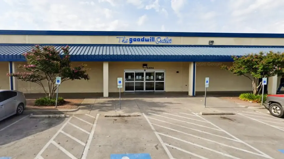 Goodwill Outlet Fort Worth storefront in Fort Worth, TX