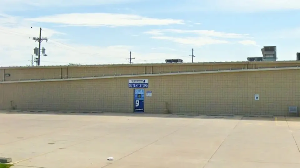 Goodwill Outlet Grand Island storefront in Grand Island, NE