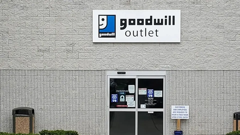 Goodwill Outlet Grandville storefront in Grandville, MI