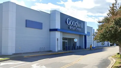 Goodwill Outlet Hampton storefront in Hampton, VA