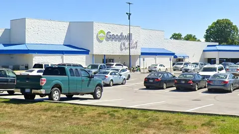 Goodwill Outlet Indianapolis - West Outlet storefront in Indianapolis, IN