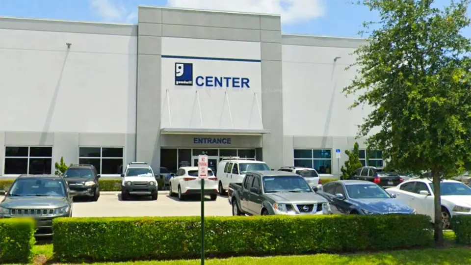 Goodwill Outlet Lake Worth storefront in Lake Worth, FL