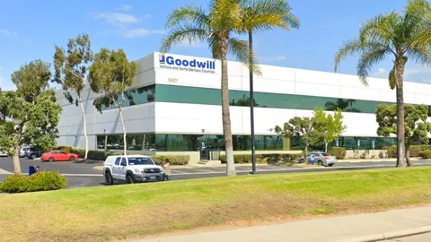 Goodwill Outlet Los Angeles - Oxnard storefront in Oxnard, CA