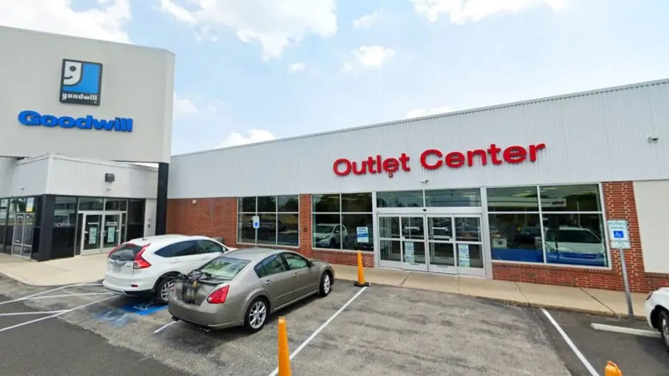 Goodwill Outlet Montgomeryville storefront in Montgomeryville, PA