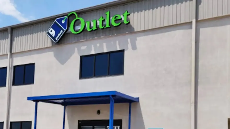 Goodwill Outlet Nashville storefront in Nashville, TN