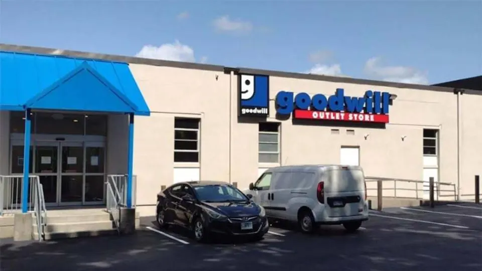 Goodwill Outlet Providence storefront in Providence, RI