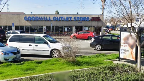 Goodwill Outlet Sacramento - Franklin Blvd storefront in Sacramento, CA