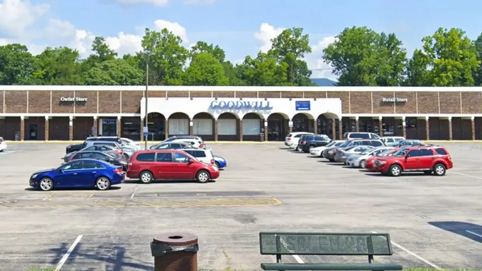 Goodwill Outlet Salem storefront in Salem, VA