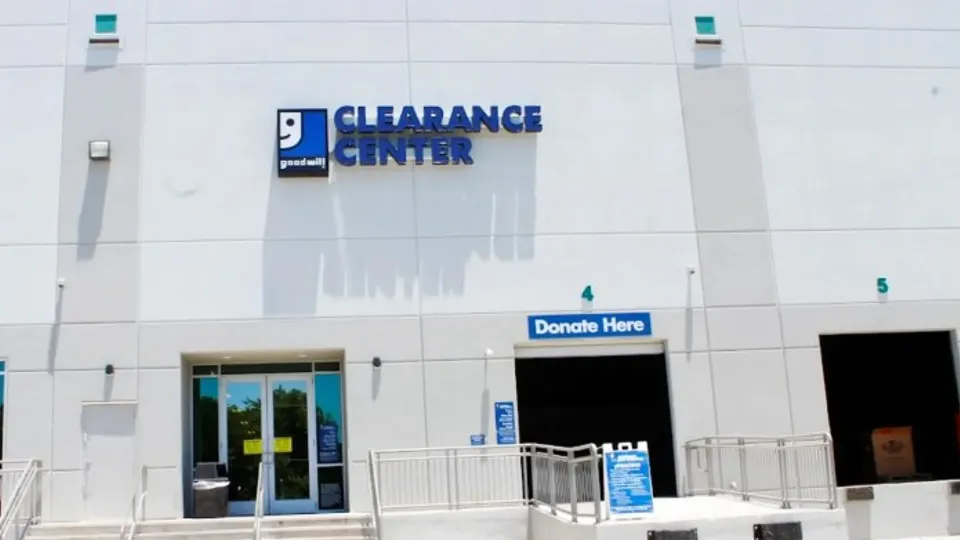 Goodwill Outlet San Antonio storefront in Windcrest, TX