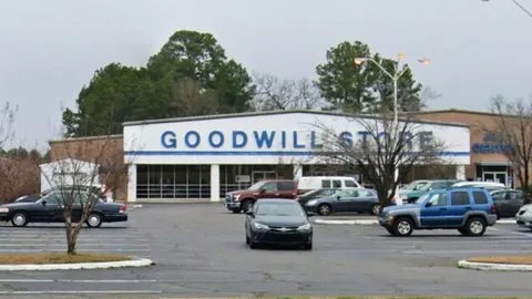 Goodwill Outlet Shreveport storefront in Shreveport, LA