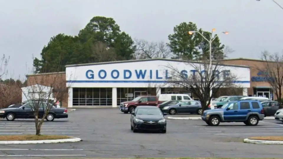 Goodwill Outlet Shreveport storefront in Shreveport, LA