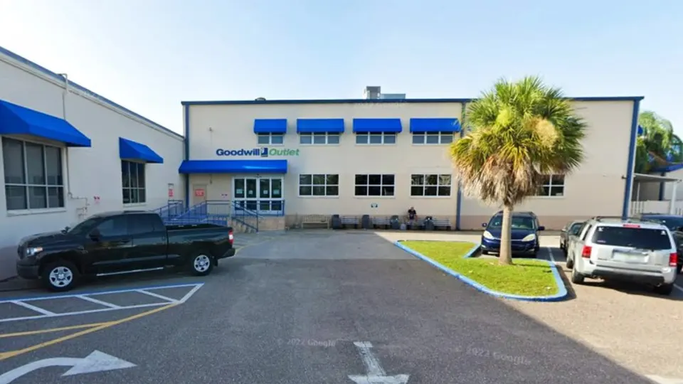 Goodwill Outlet St. Petersburg storefront in St. Petersburg, FL