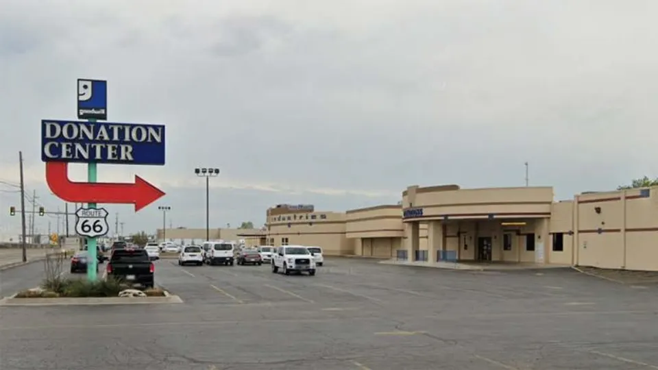 Goodwill Outlet Tulsa storefront in Tulsa, OK