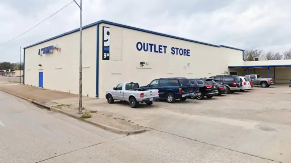 Goodwill Outlet Waco storefront in Waco, TX