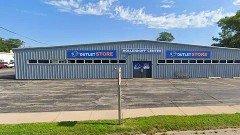 Goodwill Outlet Waterloo storefront in Waterloo, IA