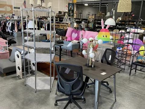 NKY Bargain Outlet storefront in Covington, KY
